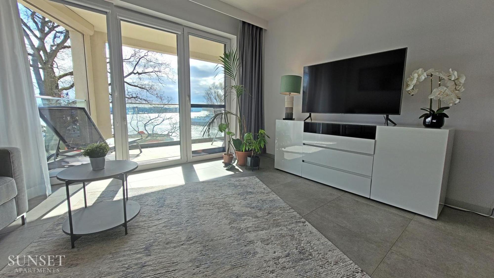 Sunset Apartments - Flotylla. Widok Na Port + Parking. Swinoujscie Dış mekan fotoğraf