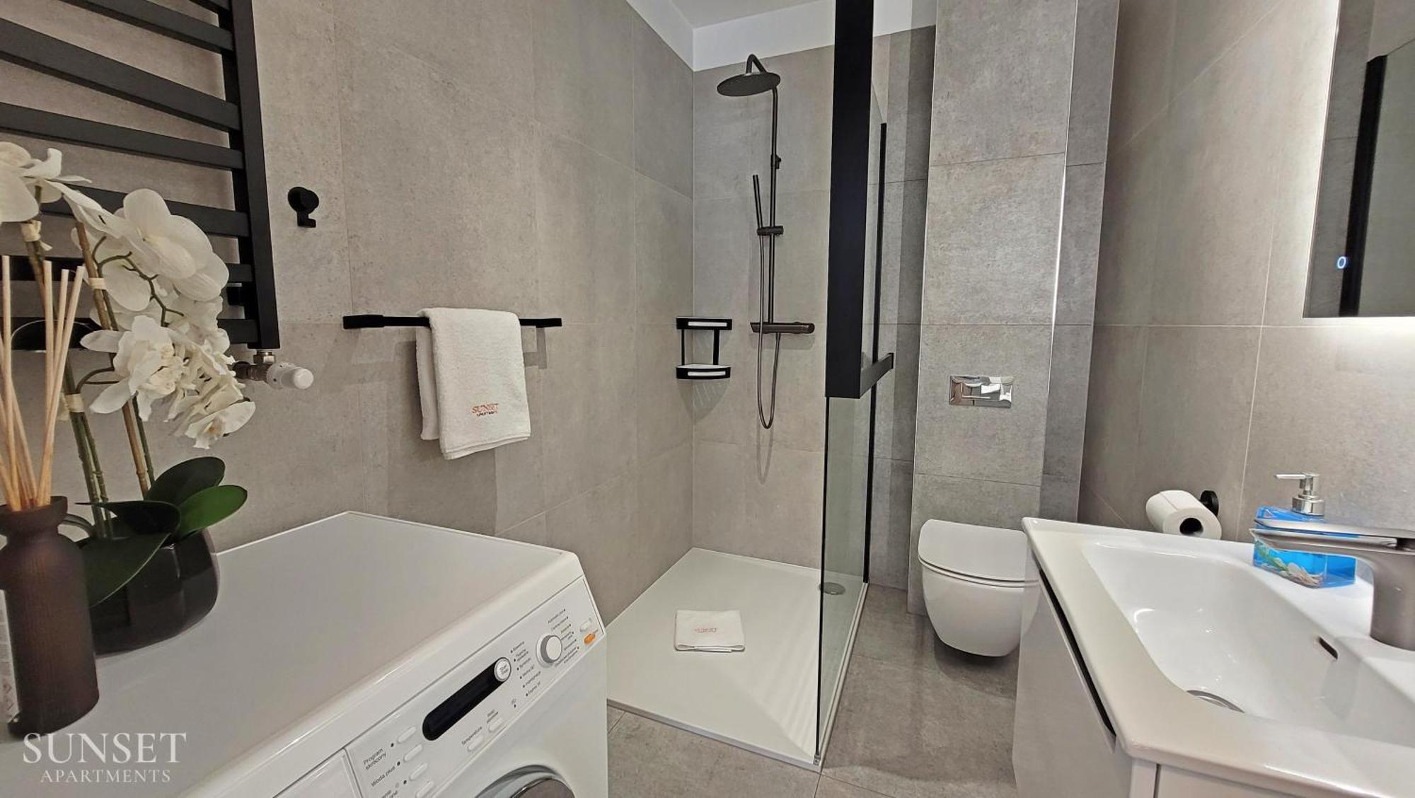 Sunset Apartments - Flotylla. Widok Na Port + Parking. Swinoujscie Dış mekan fotoğraf